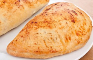 No Limits Pizza food