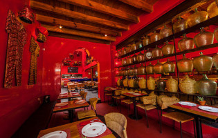 Luau Makaiwa inside