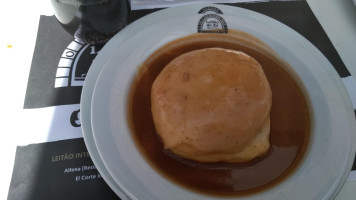 Shea's Bar & Grill food