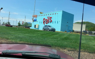 Pal's Sudden Service outside