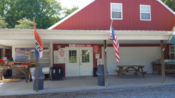 Rustic Acres Farm Market outside