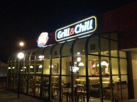 Dairy Queen Grill Chill outside