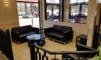 Sheetz inside