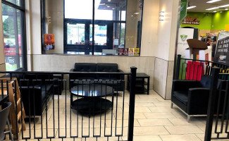Sheetz inside