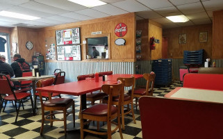Olde Feed Barn inside