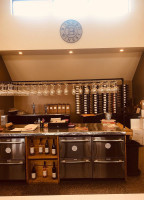 Bonobo Winery inside