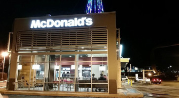 Mcdonald's outside