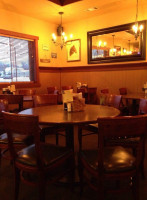 Red Run Grill inside