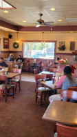 Red Run Grill inside