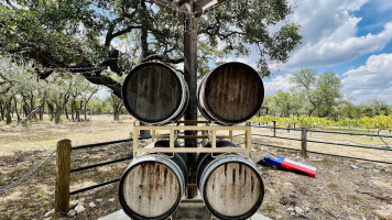 Pontita Vineyard And Winery outside