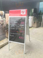 Old Towne Bakery outside