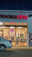 Vocelli Pizza outside