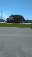 Dairy Queen outside