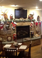 Courtyard Pub inside