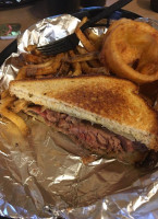 Jimmy Bears Bbq food
