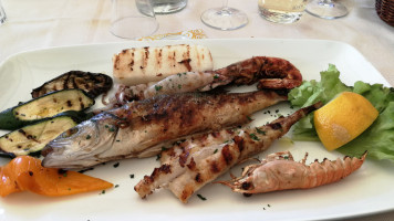 Renaissance Albany food
