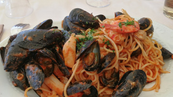 Renaissance Albany food