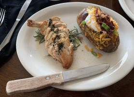 Whispering Woods Grill food