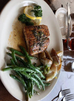 Whispering Woods Grill food