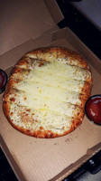 Ditty’s Pizza food