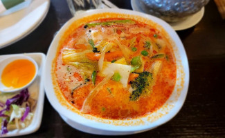 Royal Thai Cuisine food