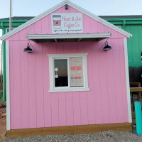 Heart Joe Coffee Co outside