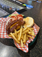 Sidetrack'd And Grill food