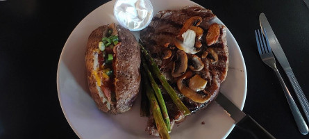 Sidetrack'd And Grill food