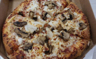 Domino's Pizza food