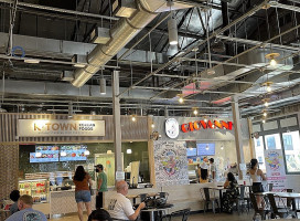Giovanni’s Shrimp inside