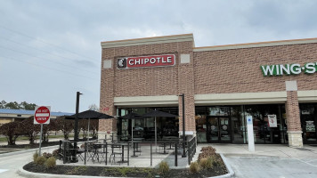Chipotle Mexican Grill outside