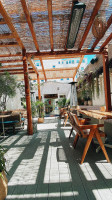 Venice Fish Taco outside