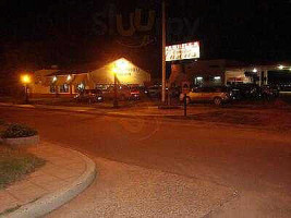Ruka Bowls outside