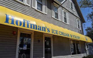 Hoffman's Ice Cream outside