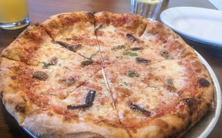 Alder Wood Bistro food