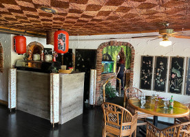 Paprica Modern Mediterranean Grill outside