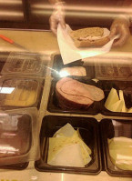 Carbone's Pizzeria food