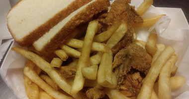 Exsenator's Ribs Chicken food