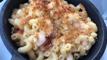 Robert's Maine Grill food