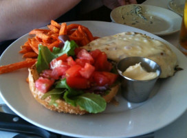 Sun Ray Grill food
