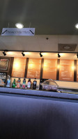 Red Oak Grill inside