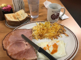 Downtown Cafe food