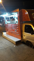 Papa Murphy 's Take 'n ' Bake Pizza outside