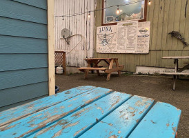 Luna Sea Fish House outside