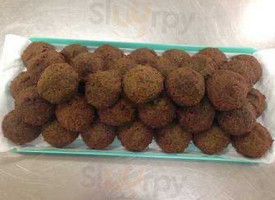 Cracked Egg Catering Co food
