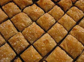 Cracked Egg Catering Co food