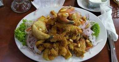 St. James Tavern food
