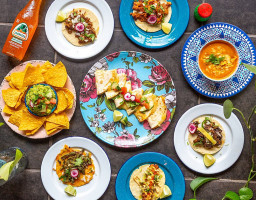 Tin Tan Tacos food