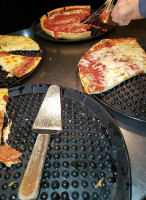 Fort Ball Pizza Palace food