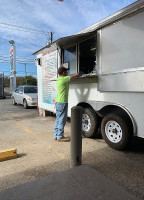 Taqueria Las Palmas outside